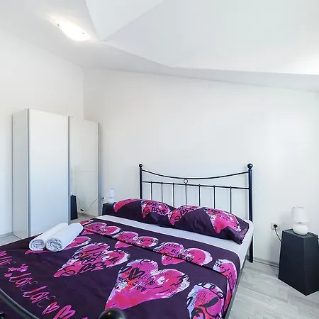 Apartments Bacic Vodice Exterior photo