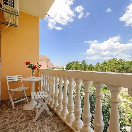Apartments Bacic Vodice Exterior photo