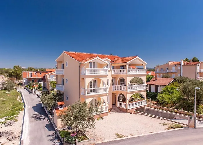 Apartments Bacic